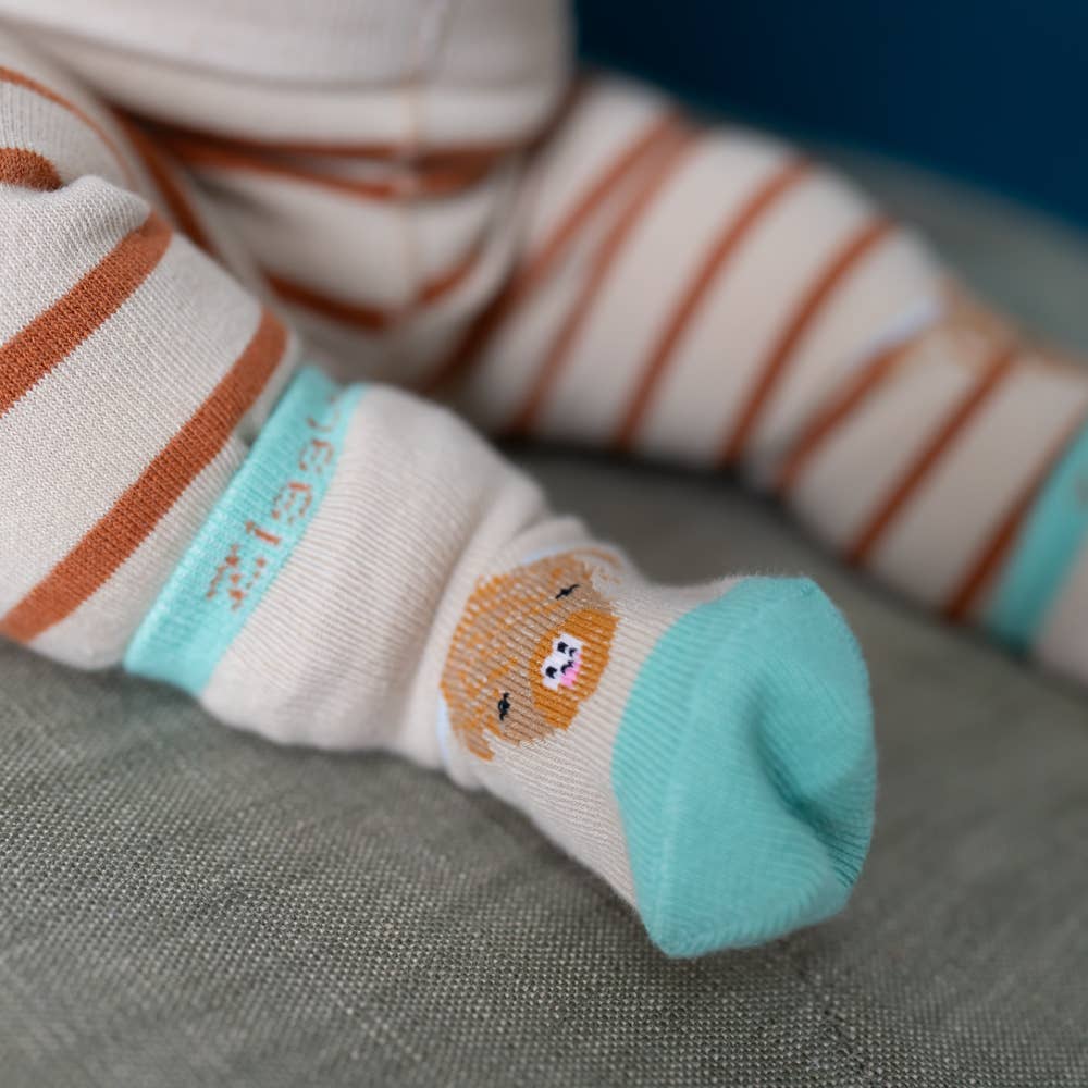 Highland Cow Leggings and Socks Set: Highland Cow