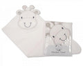 Hooded towel with giraffe design on a white background - Adorababy.co.uk